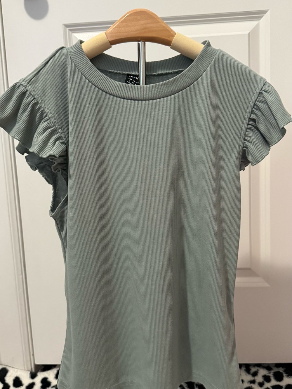Women’s Ruffle Sleeve Top in Sage Green